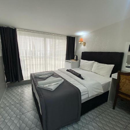 Timex Suites Istanboel Buitenkant foto