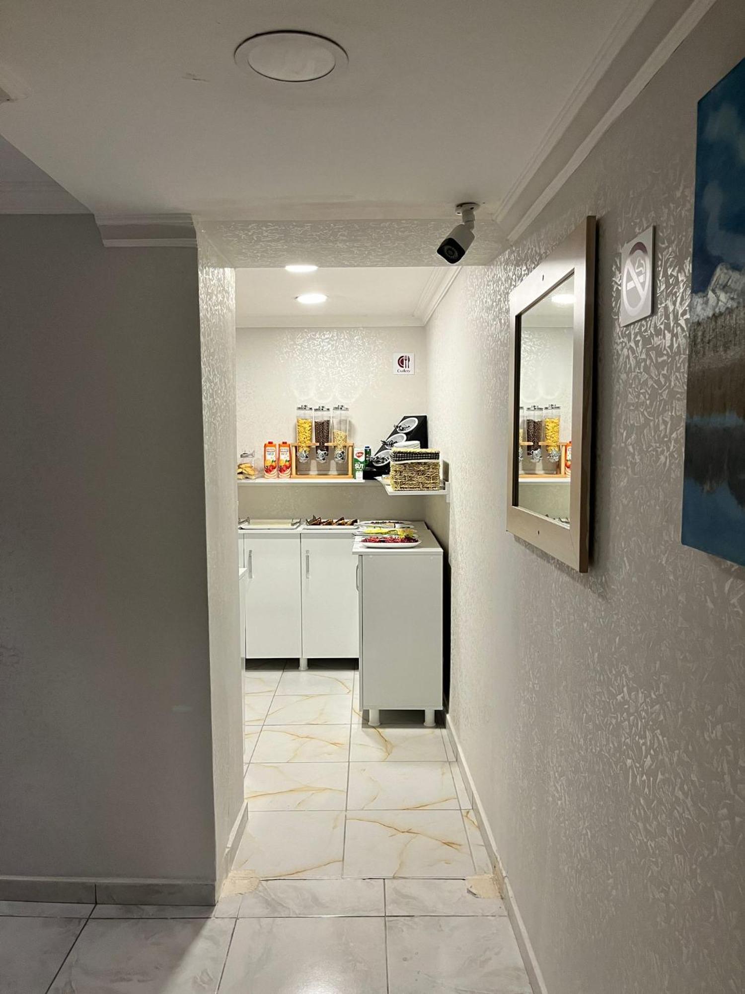 Timex Suites Istanboel Buitenkant foto