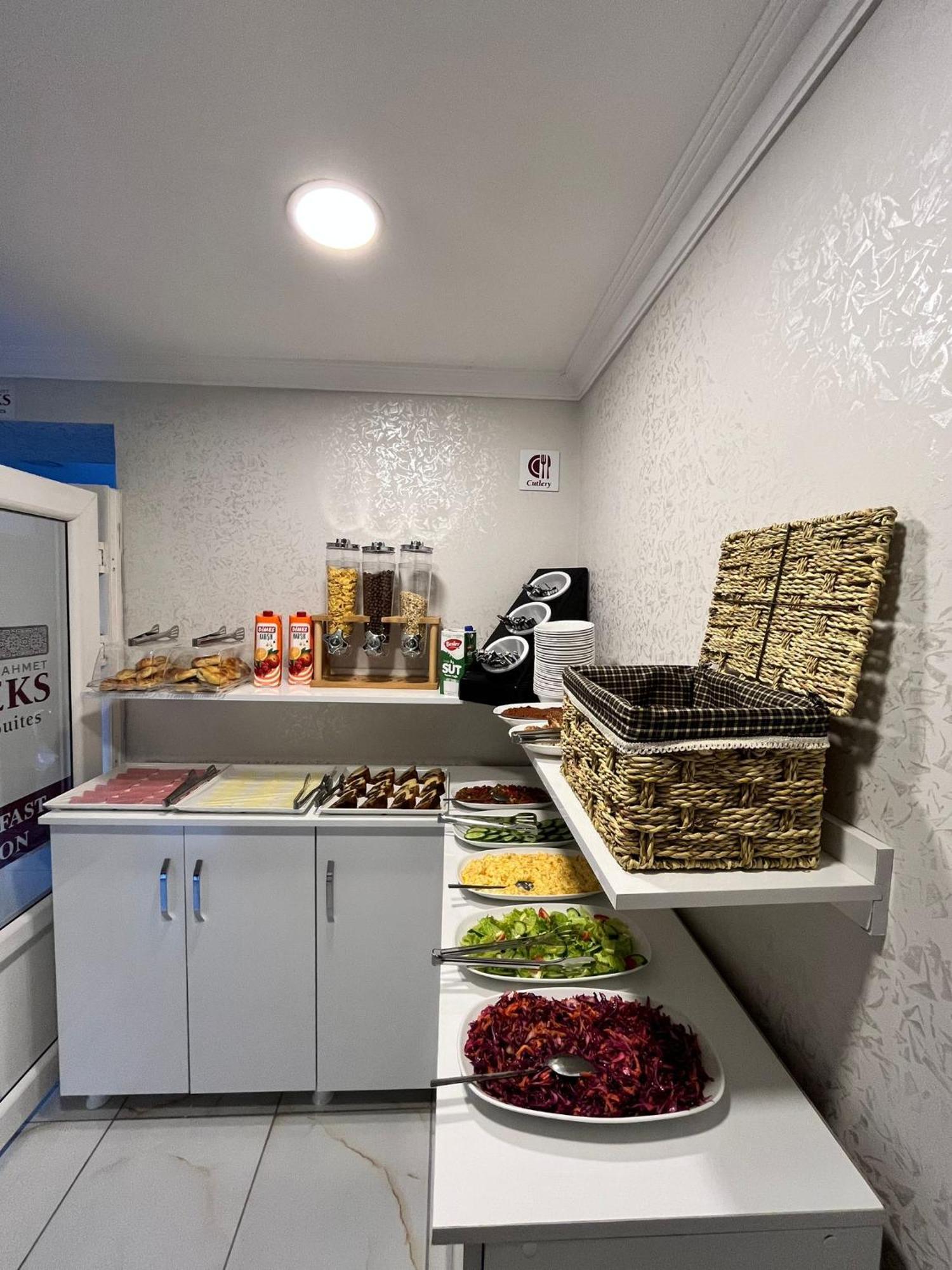 Timex Suites Istanboel Buitenkant foto